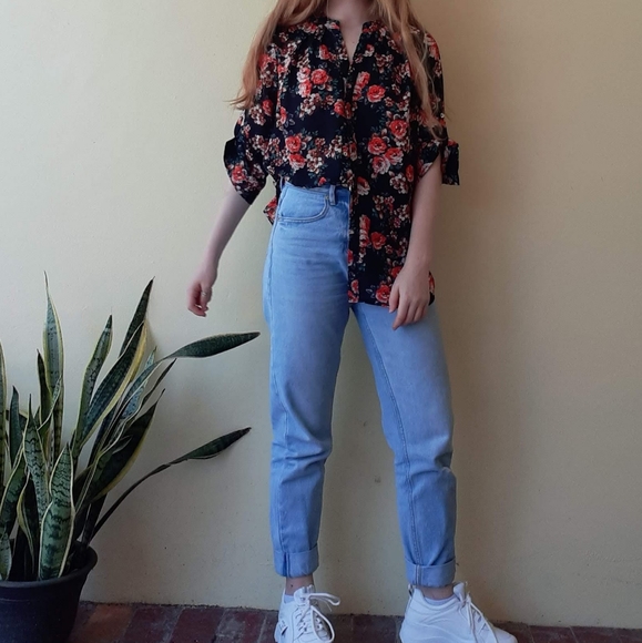 Floral Button Down - Picture 3 of 5